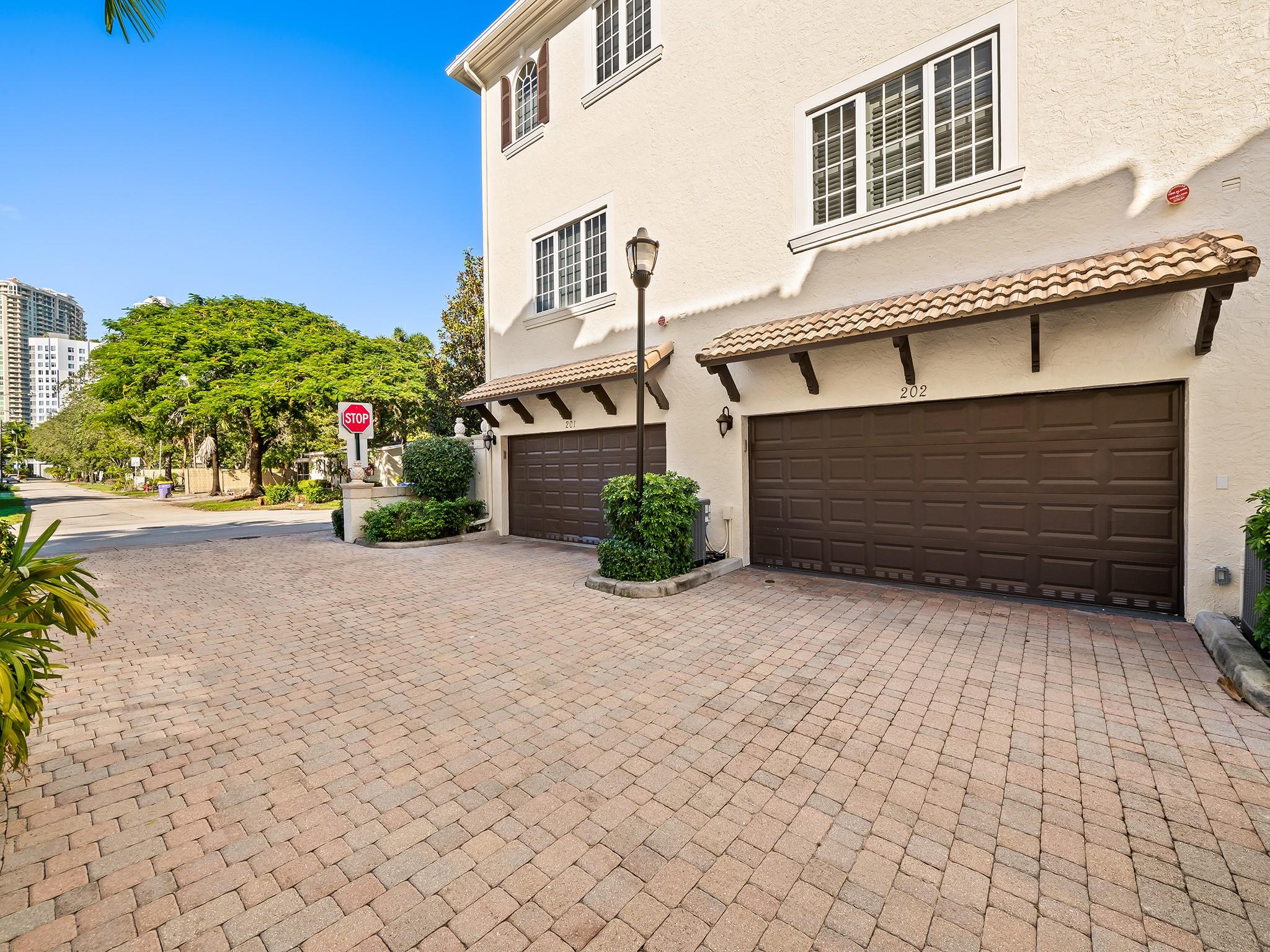 Villa Tuscany - Residential