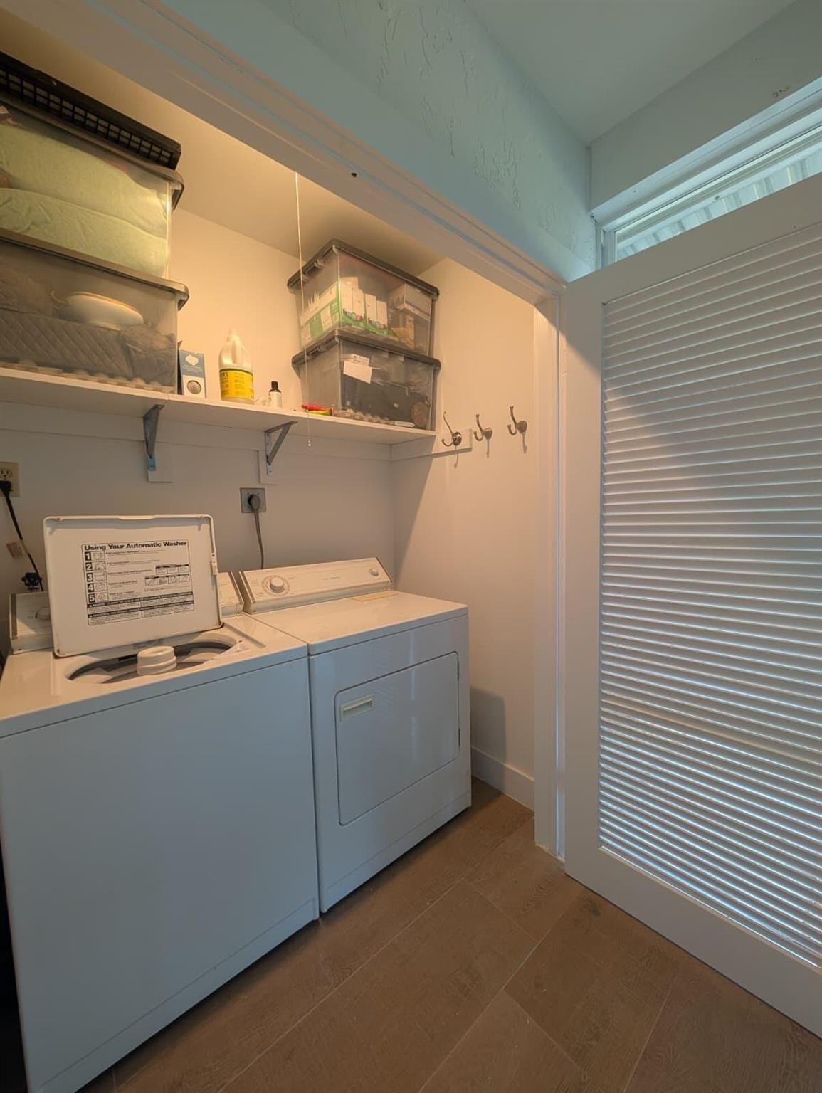 POINTE OVERLOOK CONDO - Residential Lease