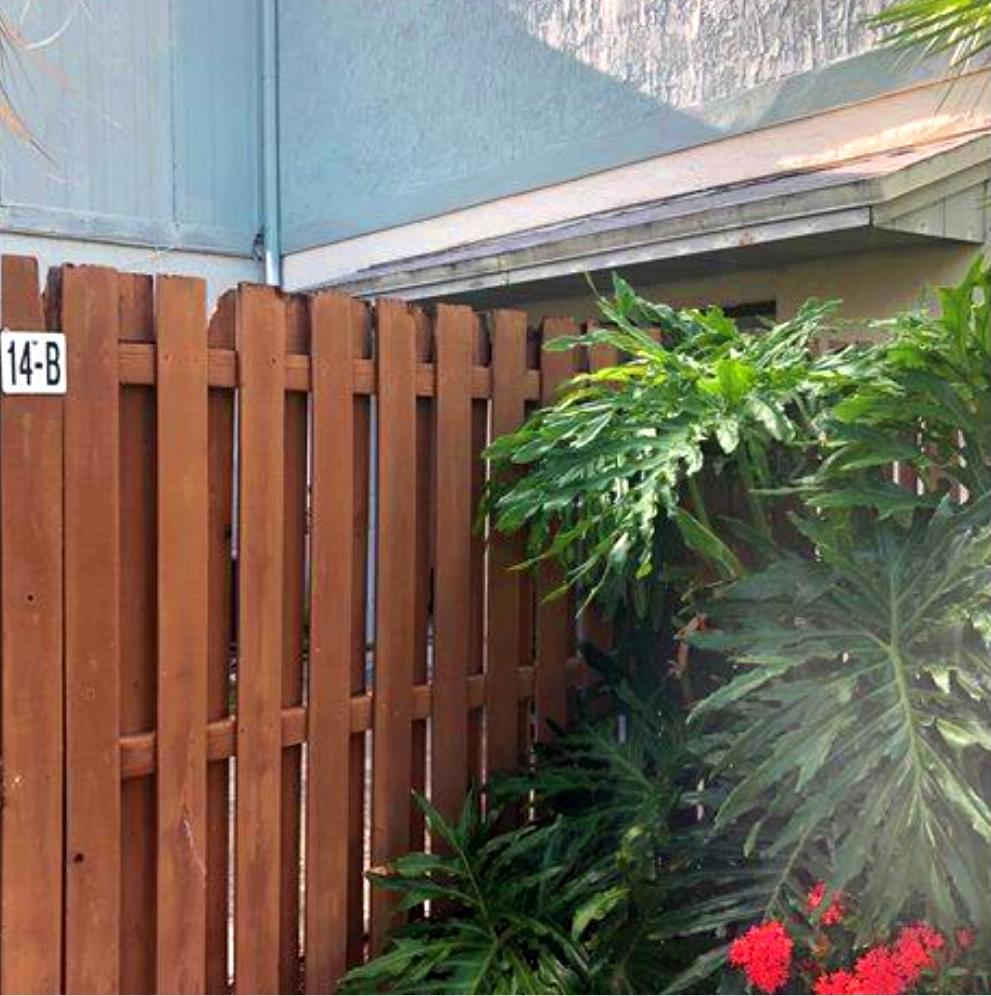 Beautiful 2 bedroom 2 Bathroom in great neighborhood in Boynton. Lake, tennis, Must see! 1st Floor Unit.