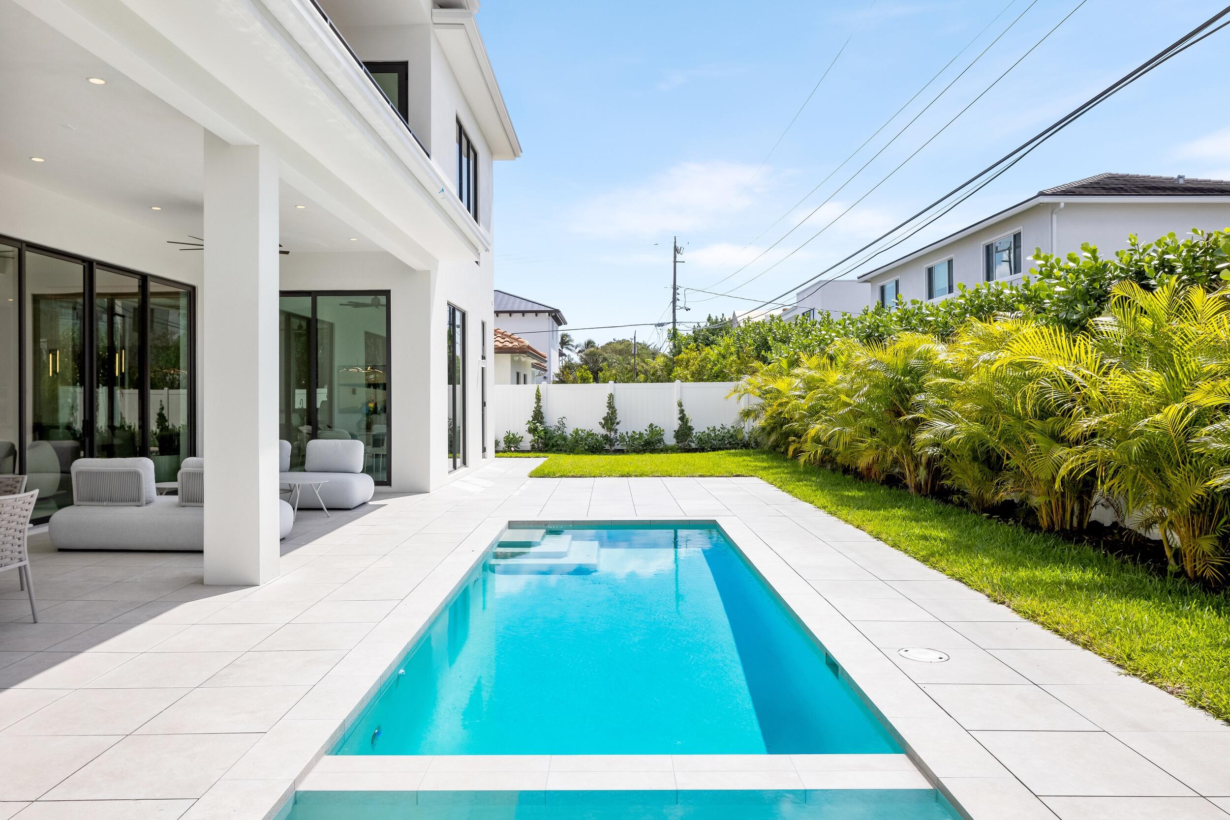 Boca Villas - Residential