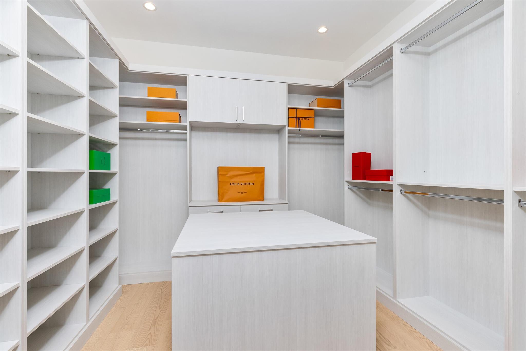 Boca Villas - Residential