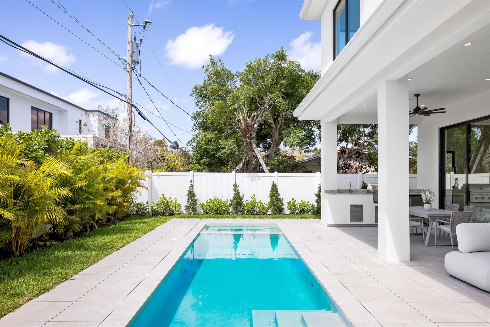 Boca Villas - Residential