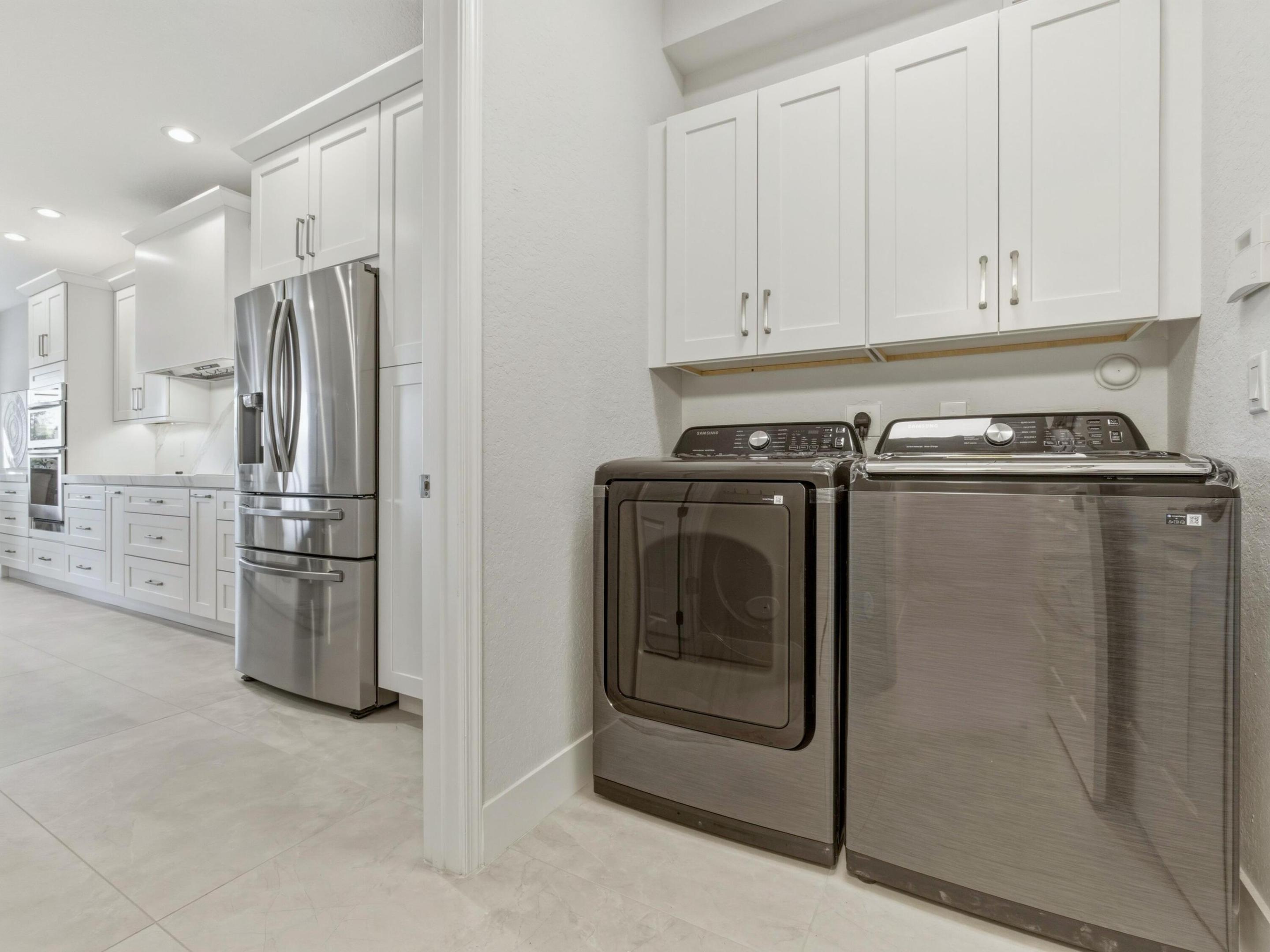 CARRIAGE POINTE - Residential