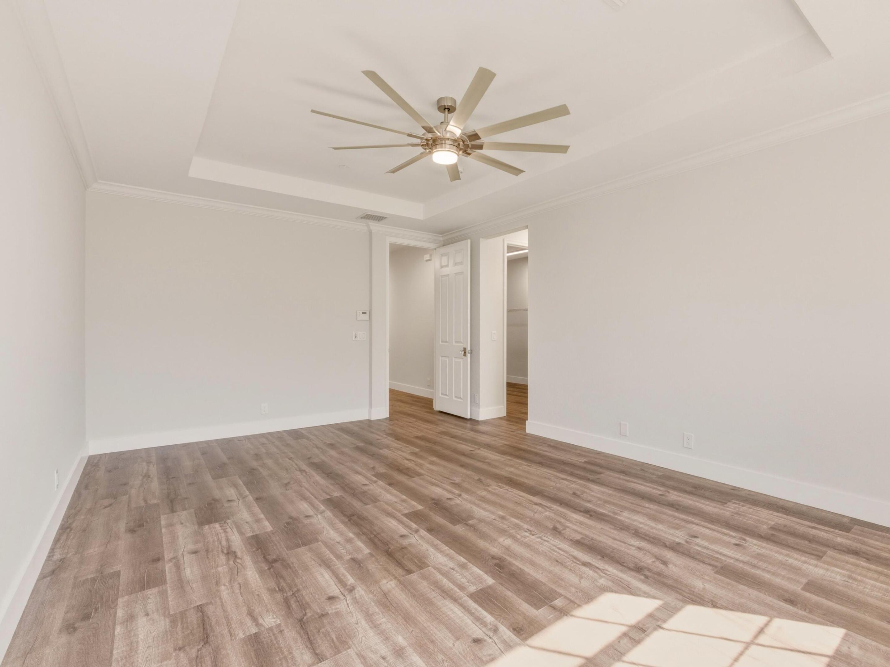 CARRIAGE POINTE - Residential