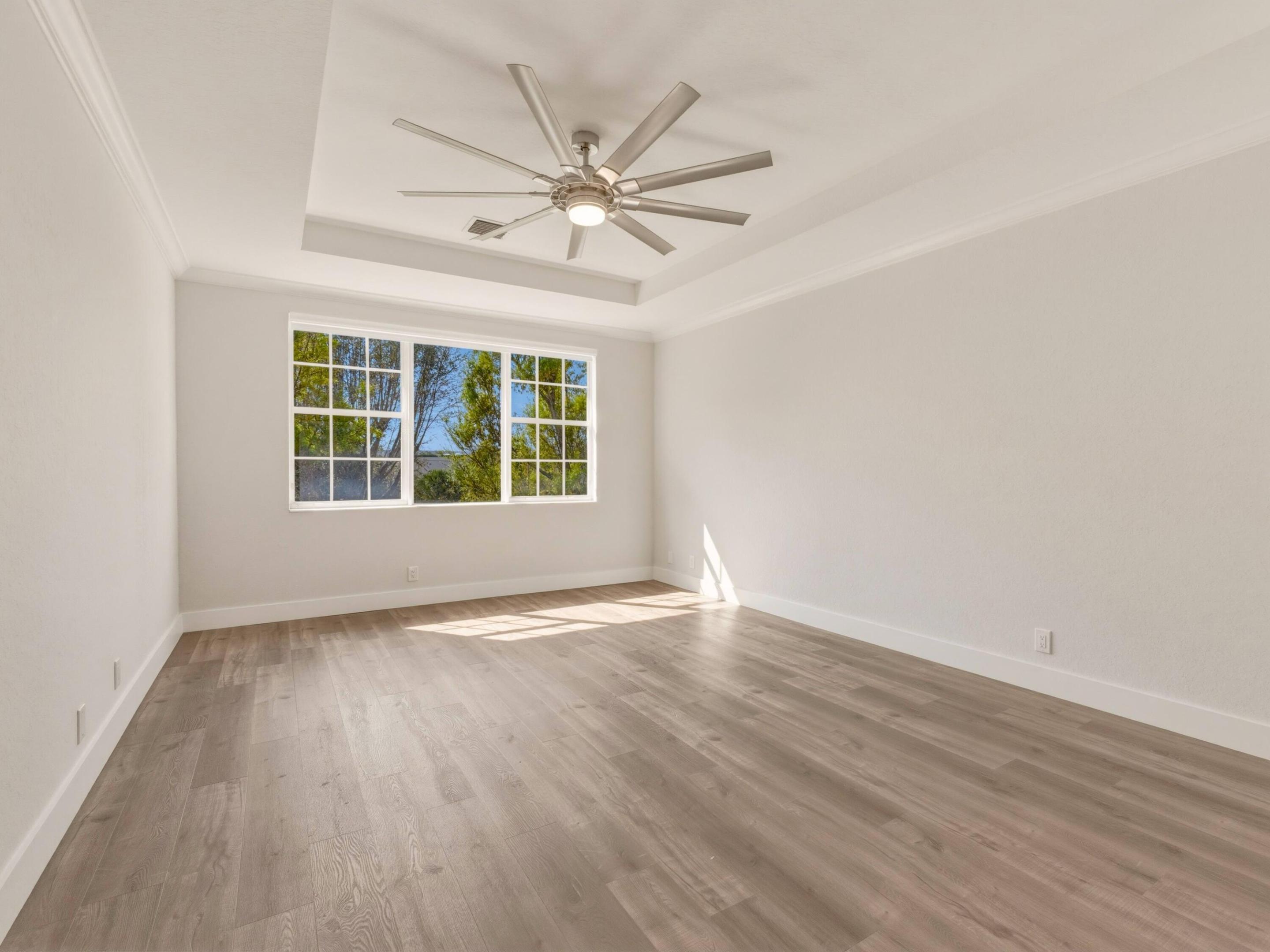 CARRIAGE POINTE - Residential