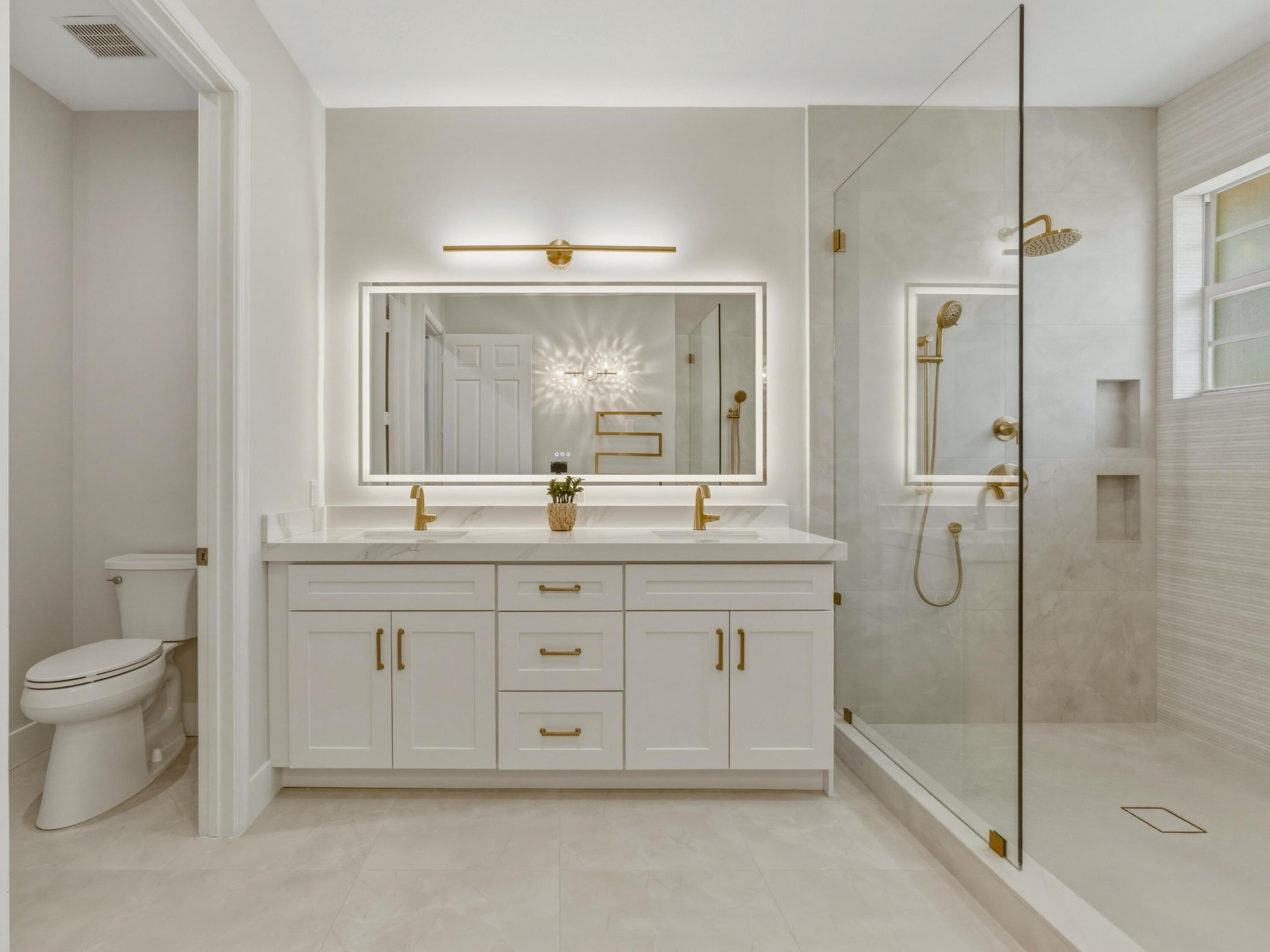 CARRIAGE POINTE - Residential