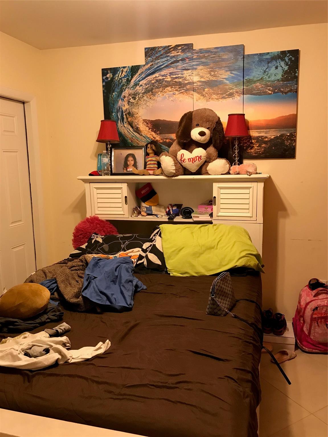 Hallandale Park 5-20 B - Residential Lease