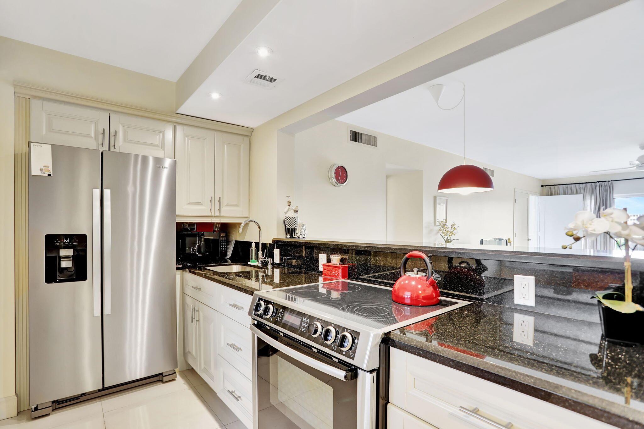 2850 N Palm Aire Drive 605