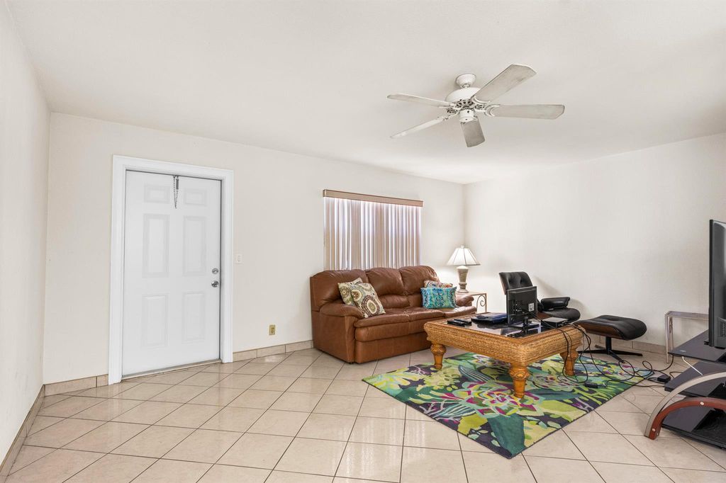 Photo of 319 Saxony G, Delray Beach, FL 33446 (MLS # R11050829)