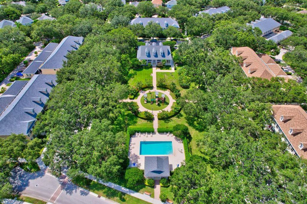 Photo of 180 Freeport Drive, Jupiter, FL 33458 (MLS # R11127301)