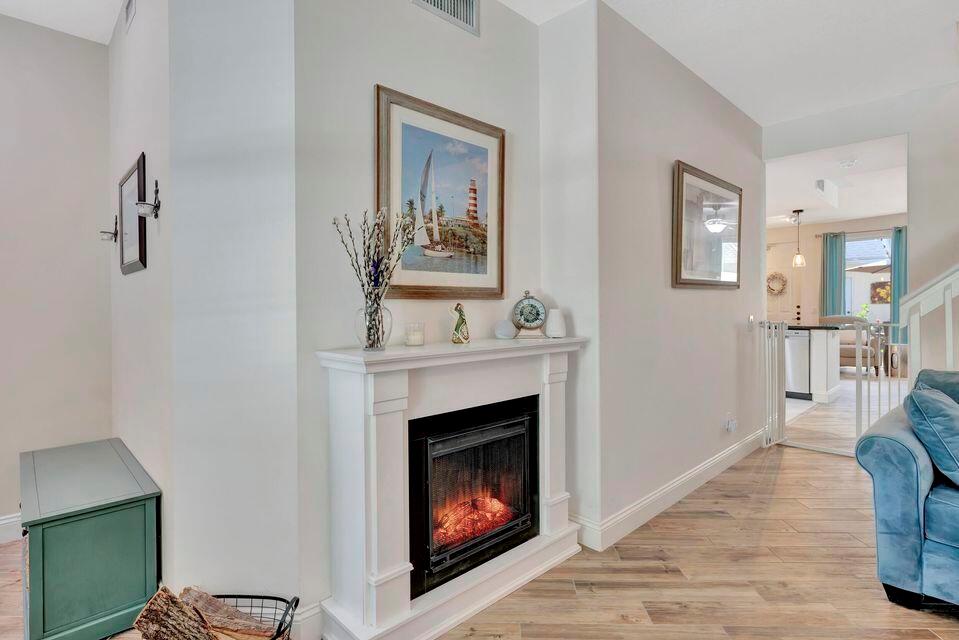 180 Freeport Drive