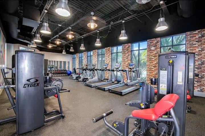 Westside Lake - Residential Lease