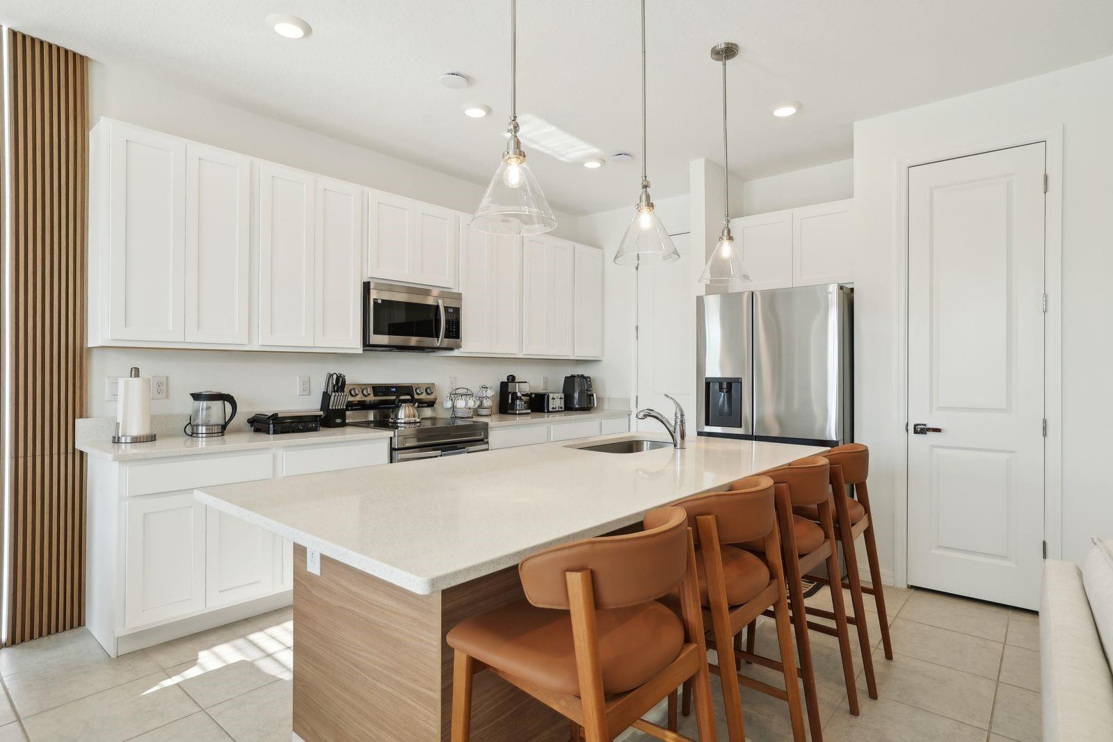 Westside Lake - Residential Lease