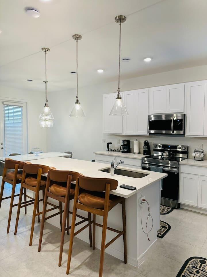 Westside Lake - Residential Lease