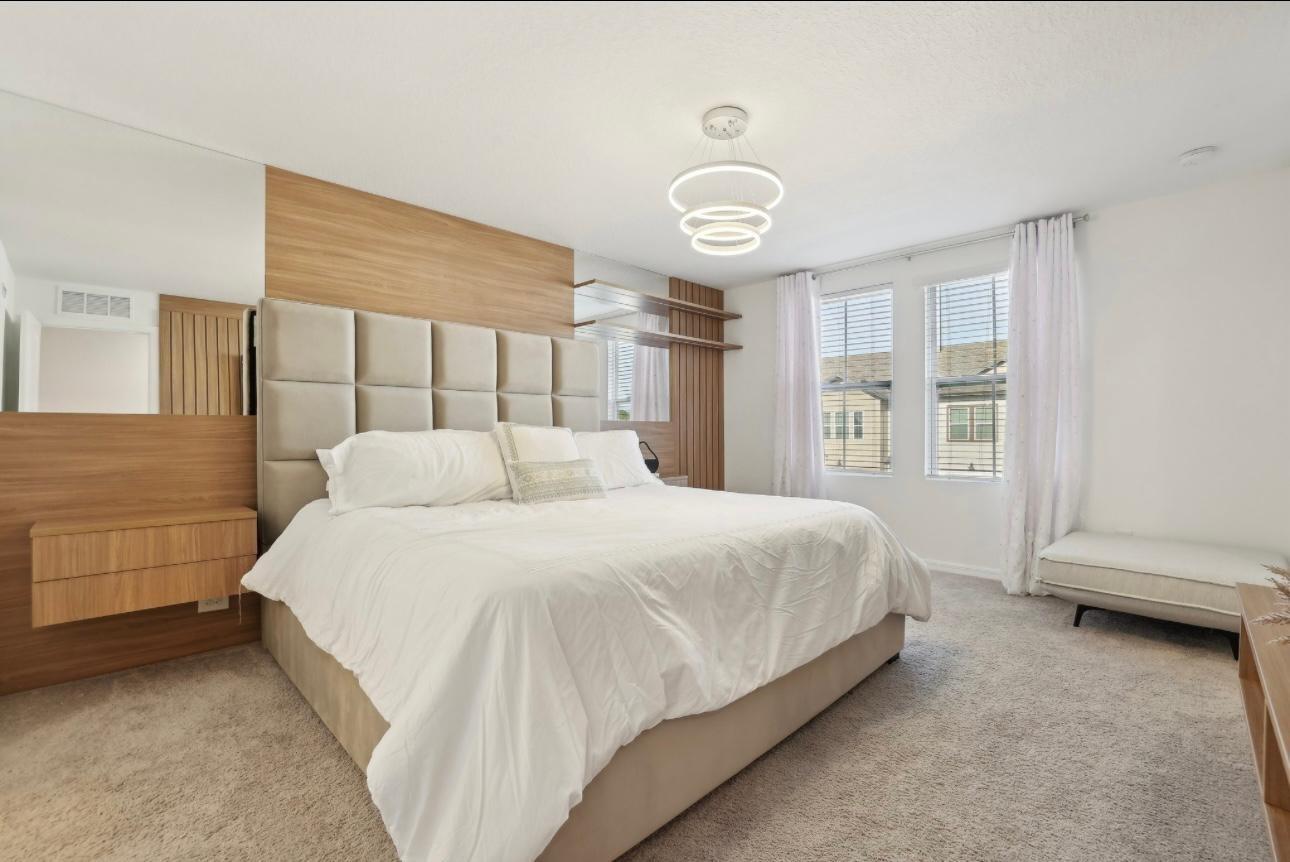 Westside Lake - Residential Lease