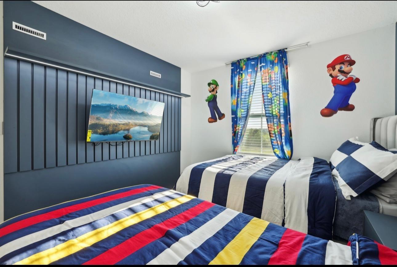 Westside Lake - Residential Lease