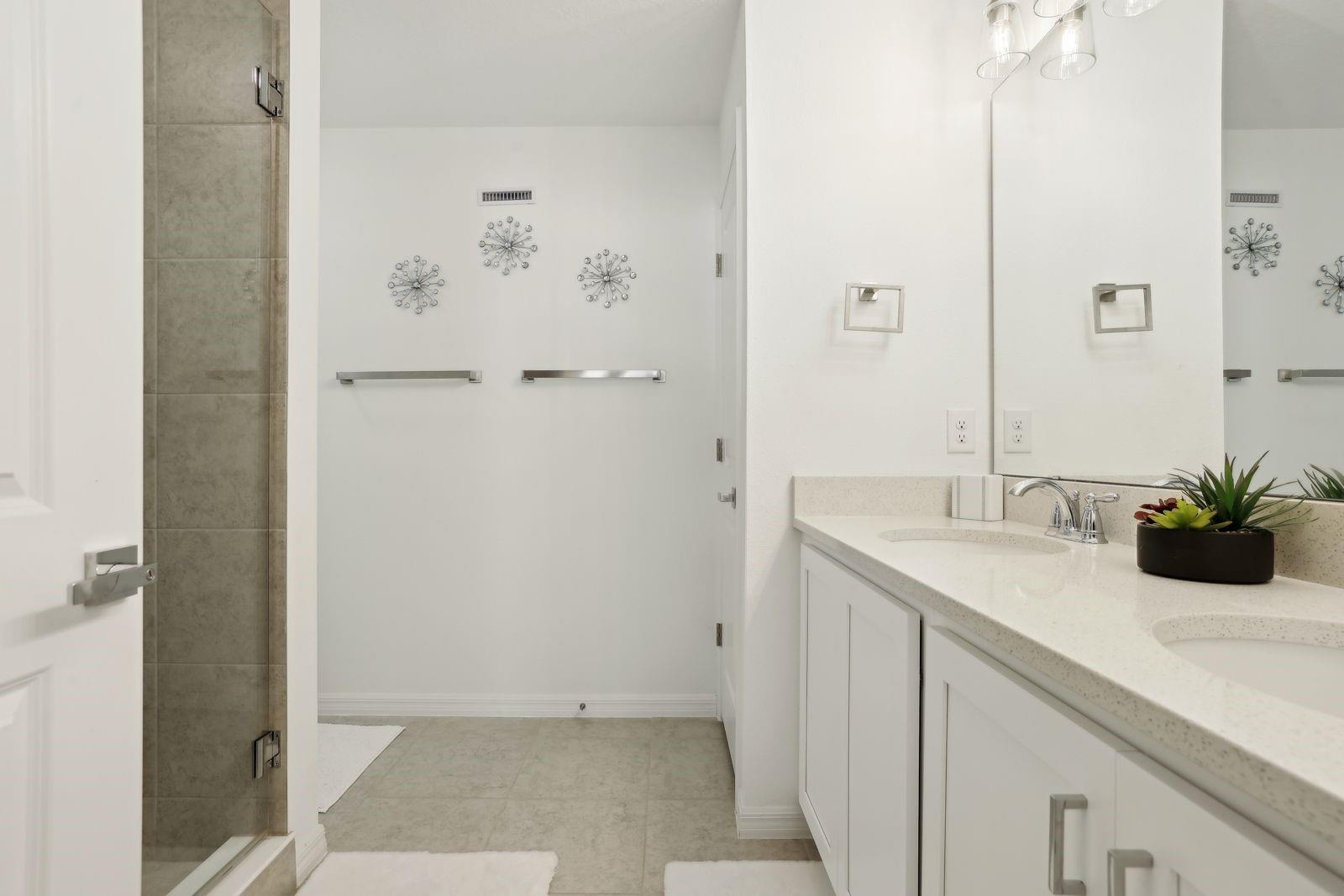 Westside Lake - Residential Lease