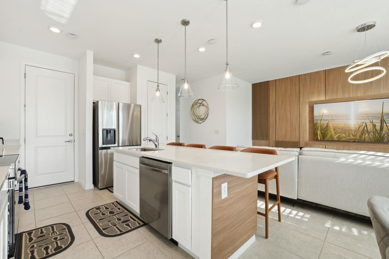 Westside Lake - Residential Lease