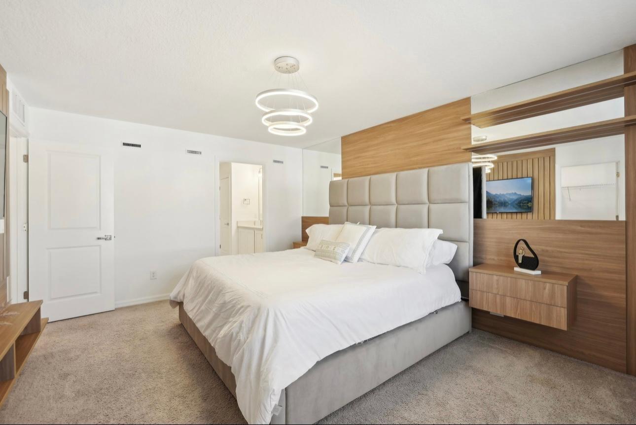 Westside Lake - Residential Lease
