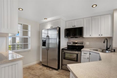 605 Oaks Dr 905 Pompano Beach FL 33069