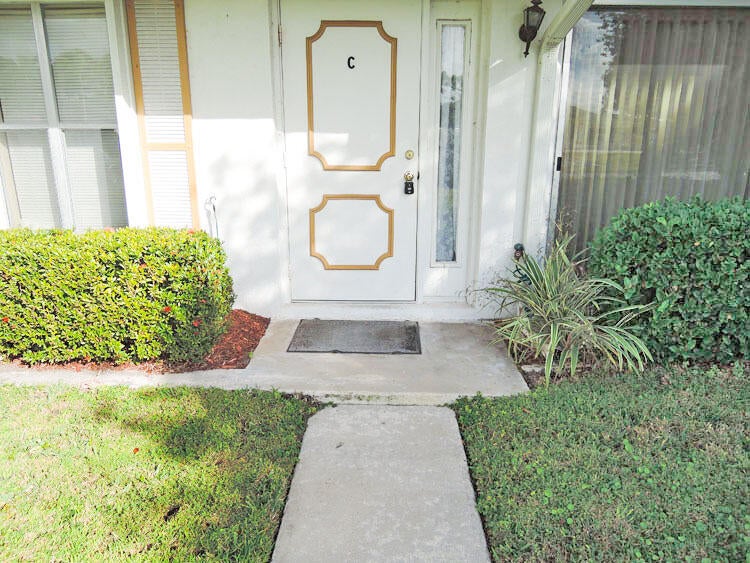 Photo of 1023 Pheasant Run Drive #Apt C, Fort Pierce, FL 34982 (MLS # R11106644)