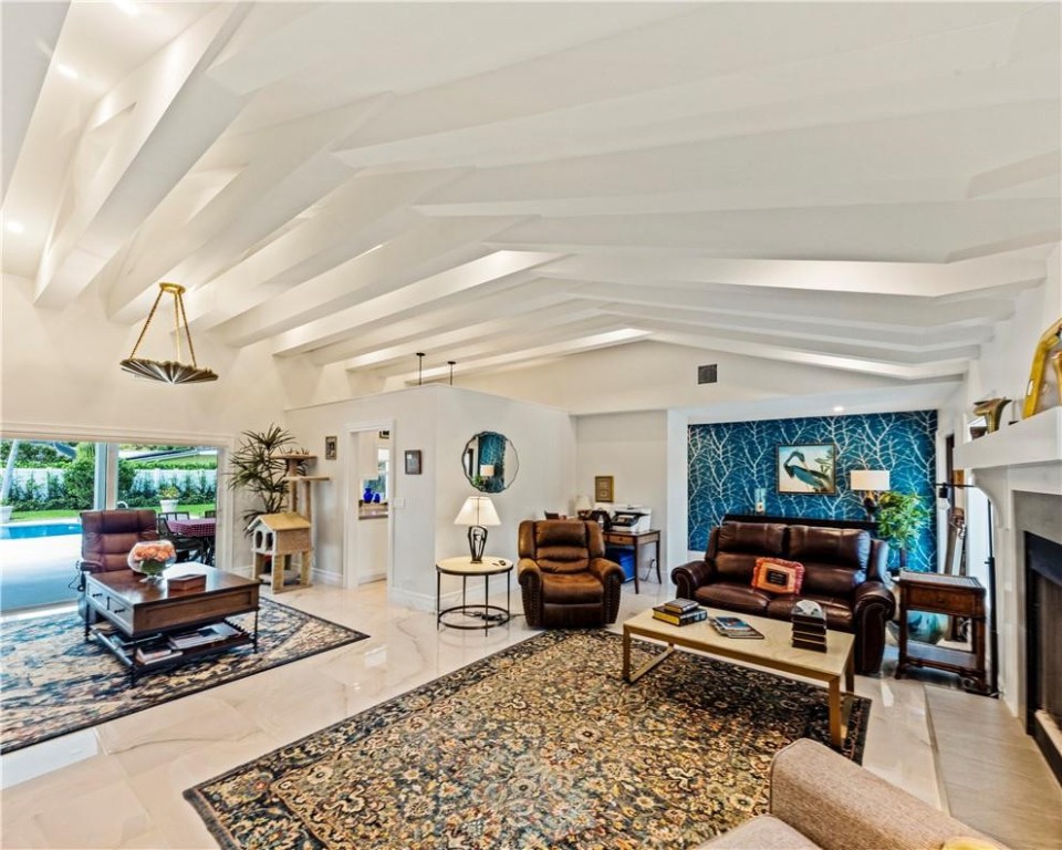 Coral Ridge Country Club - Residential