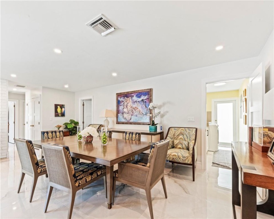 Coral Ridge Country Club - Residential