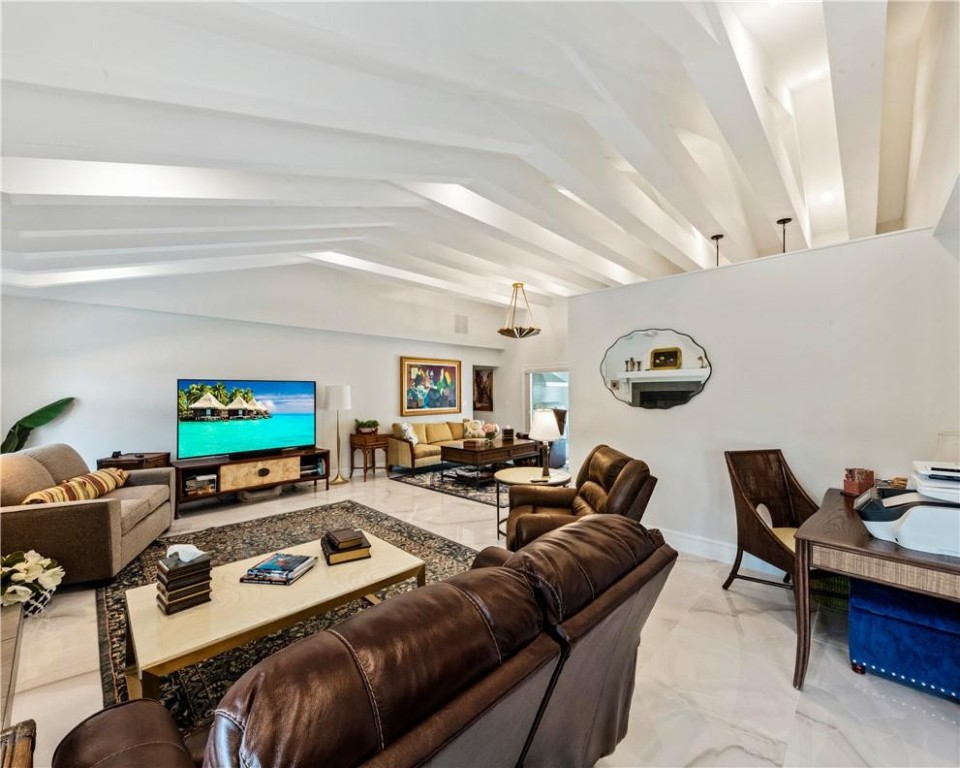 Coral Ridge Country Club - Residential