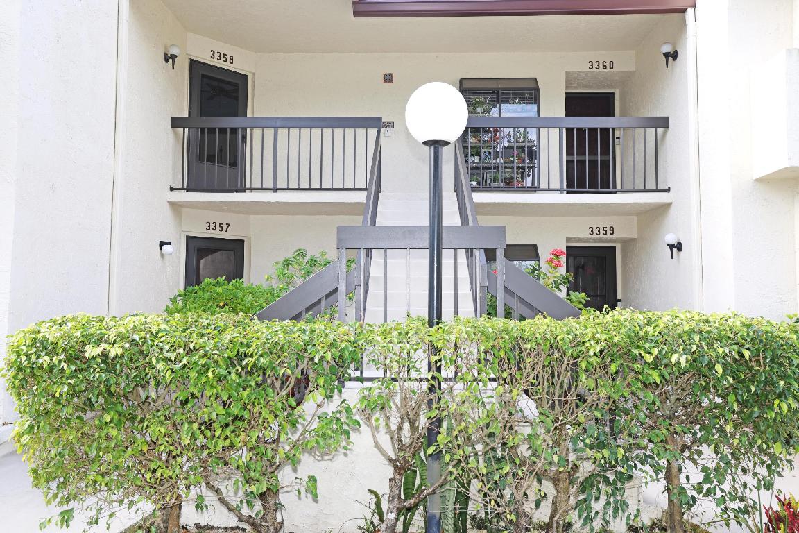 LUCERNE PARK CONDOS 1, 1A, 2 THRU 15 AND 23 THRU 2 - Residential