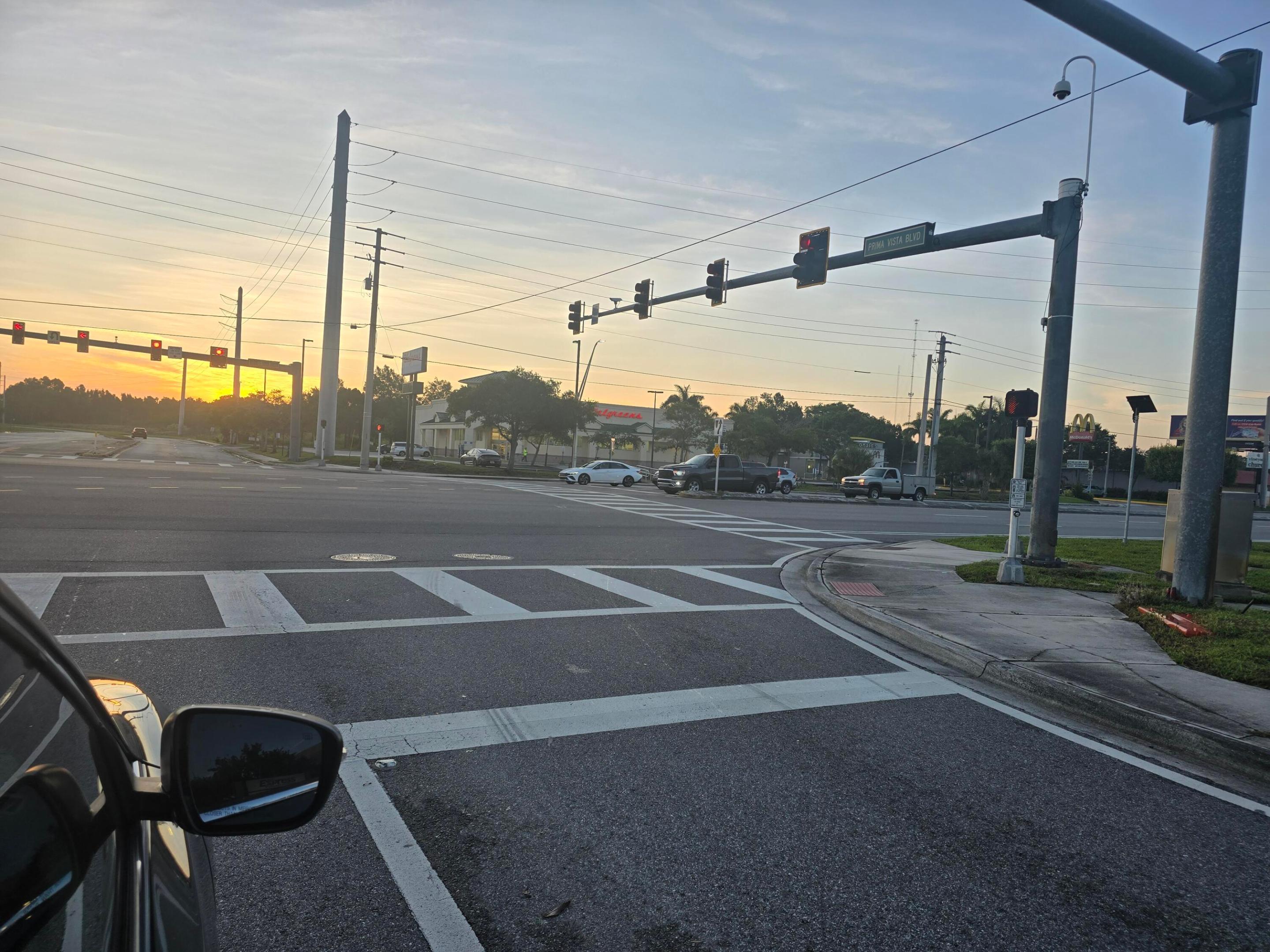 PRIMA VISTA NUMBER ONE - Land