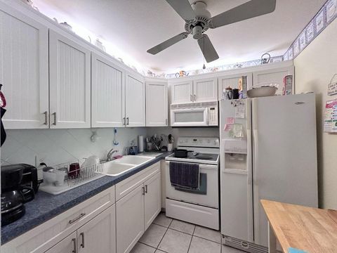 340 Horizons W 203 Boynton Beach FL 33435