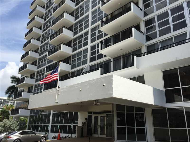 SILVER THATCH - Residential Lease