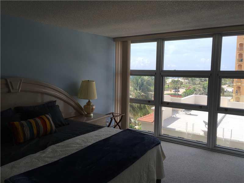 SILVER THATCH - Residential Lease