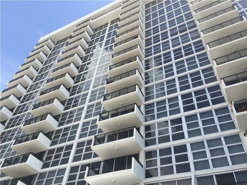 SILVER THATCH - Residential Lease