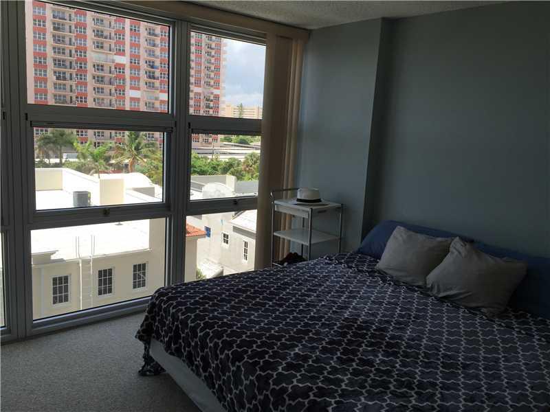 SILVER THATCH - Residential Lease