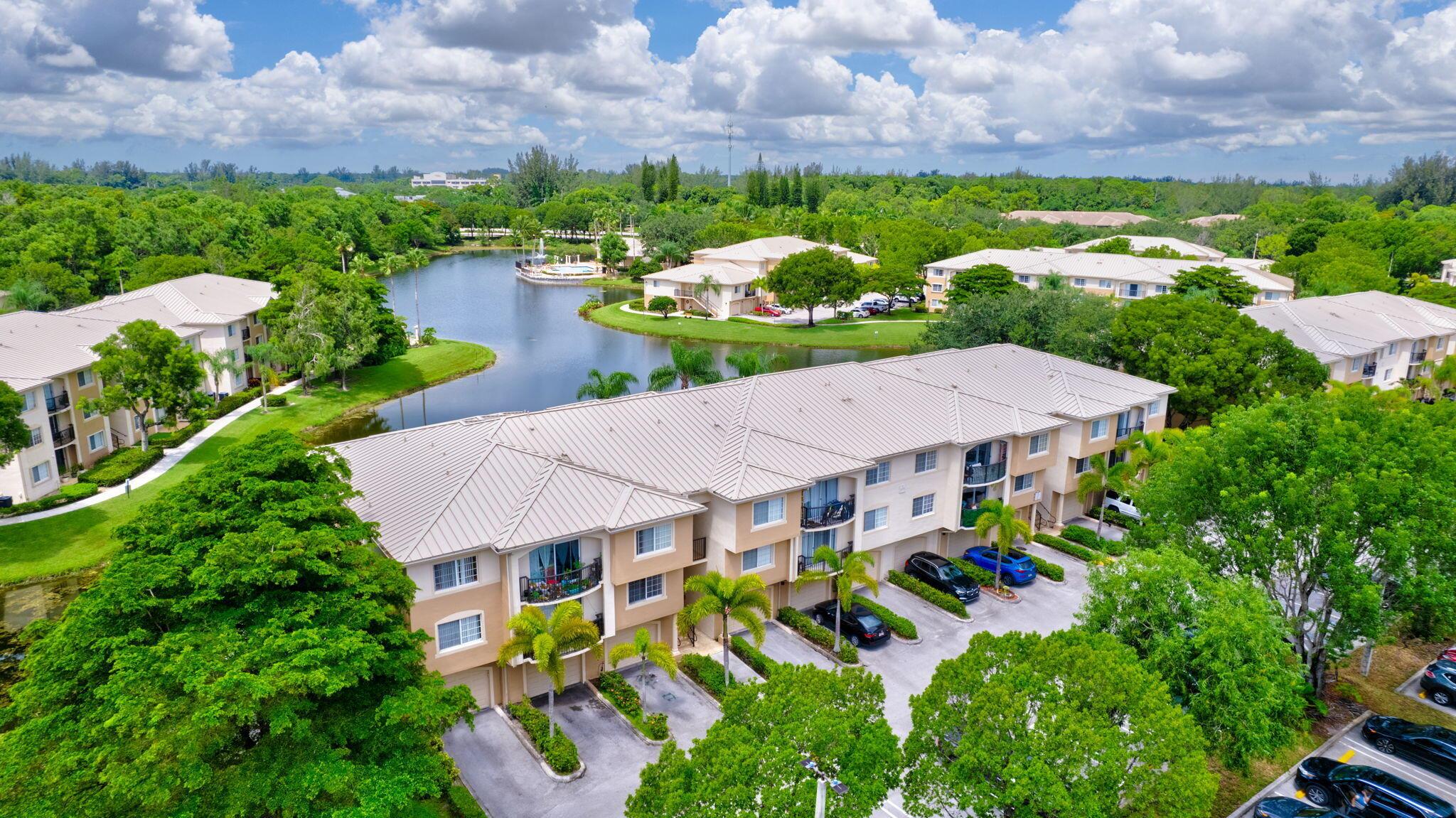 Welcome to your serene oasis! This stunning 2-bedroom, 2-bathroom condo offers breathtaking lake views that can be enjoyed from both the spacious living area and the private balcony. The open-concept design features modern finishes, with stainless steel appliances, and ample natural light throughout. Both bedrooms are generously sized, two walk in closets, and in unit laundry included! With access to community amenities, this condo encapsulates the perfect blend of luxury and tranquility, making it your ideal home.