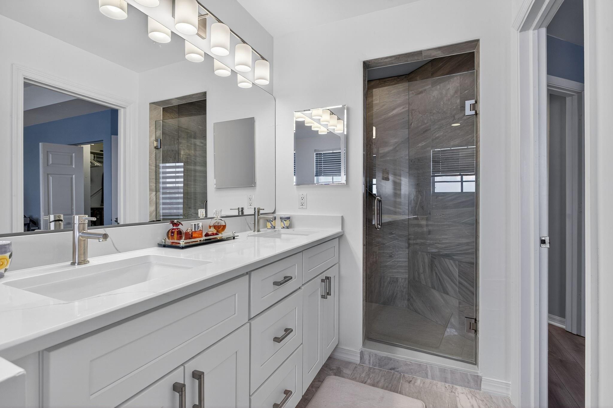 Ocean Breeze CLub - Residential