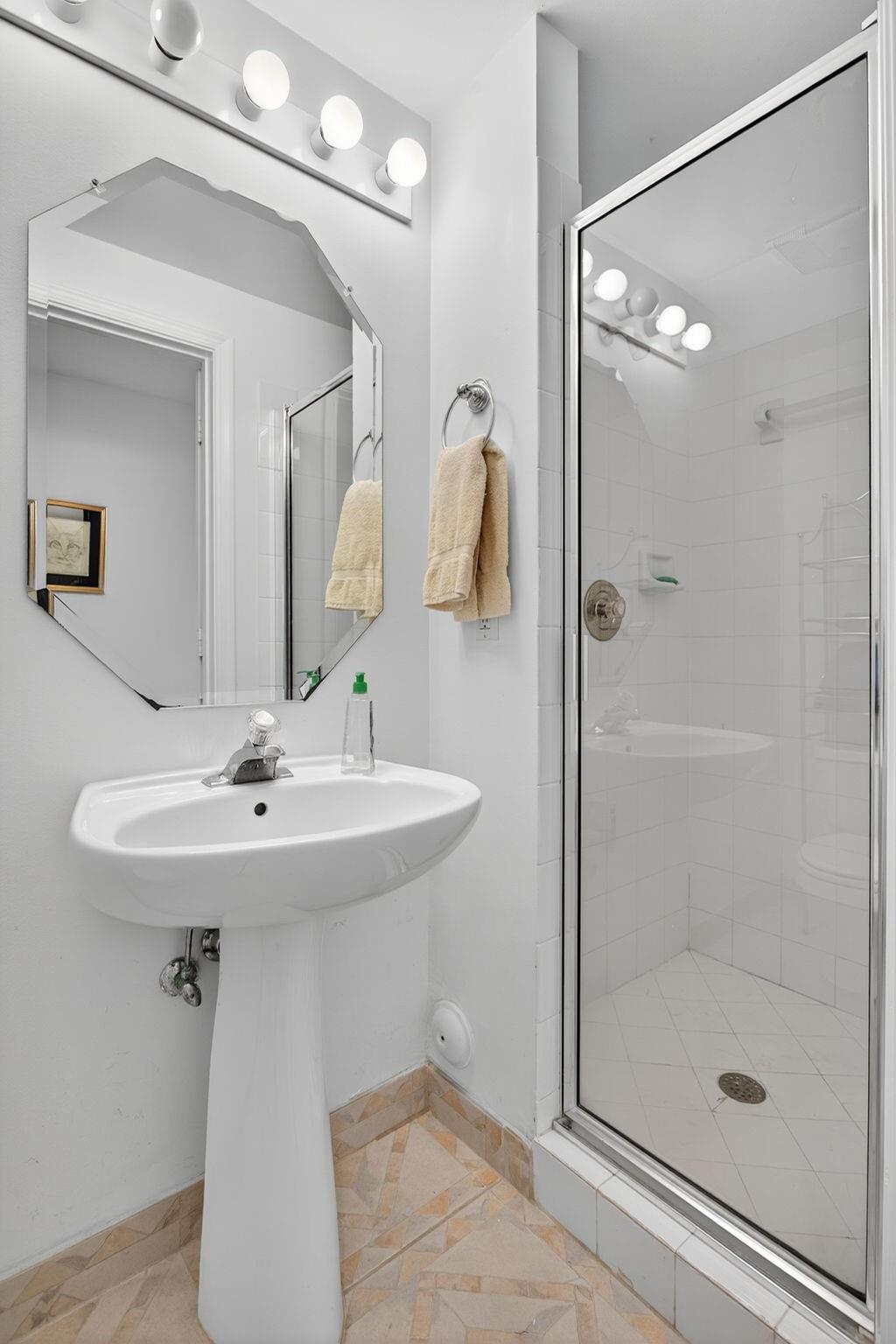 Ocean Breeze CLub - Residential