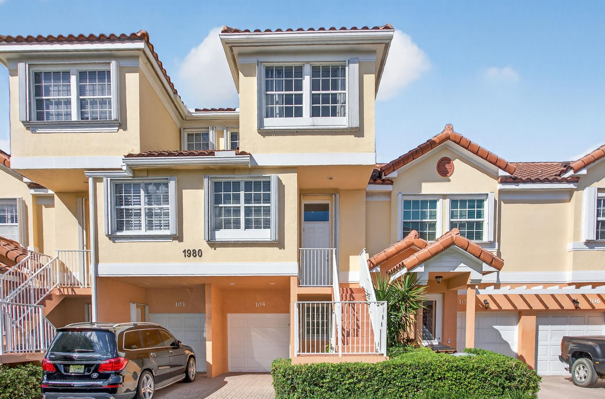 Ocean Breeze CLub - Residential