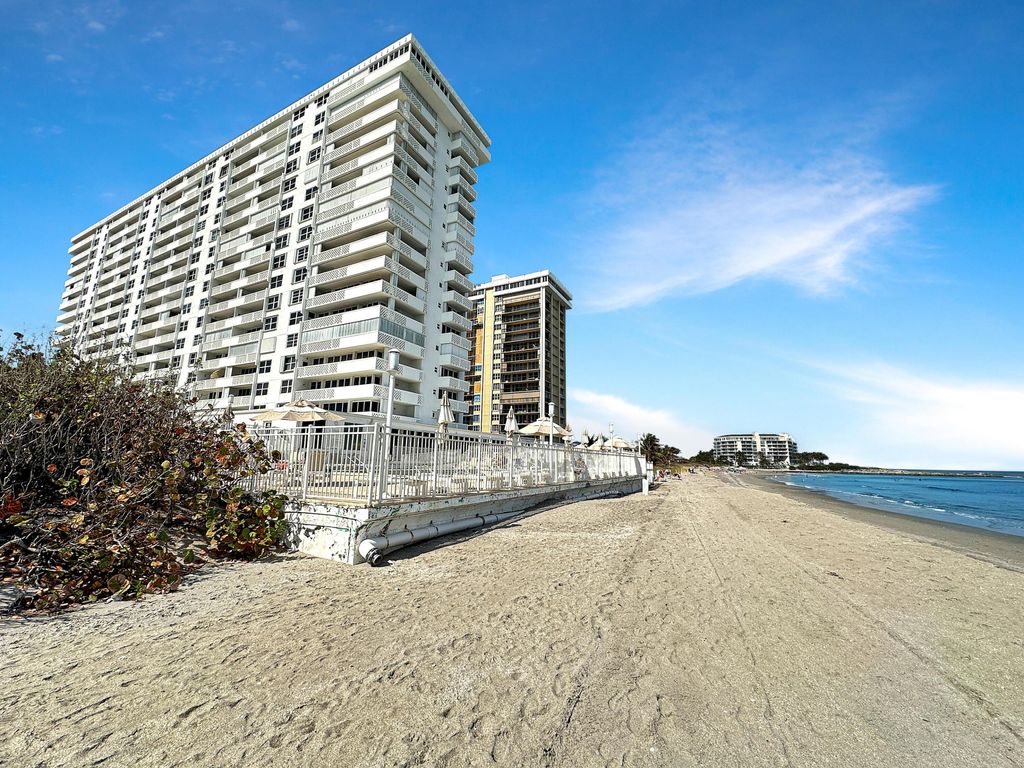 Photo of 1200 S Ocean Boulevard #6h, Boca Raton, FL 33432 (MLS # R10956854)