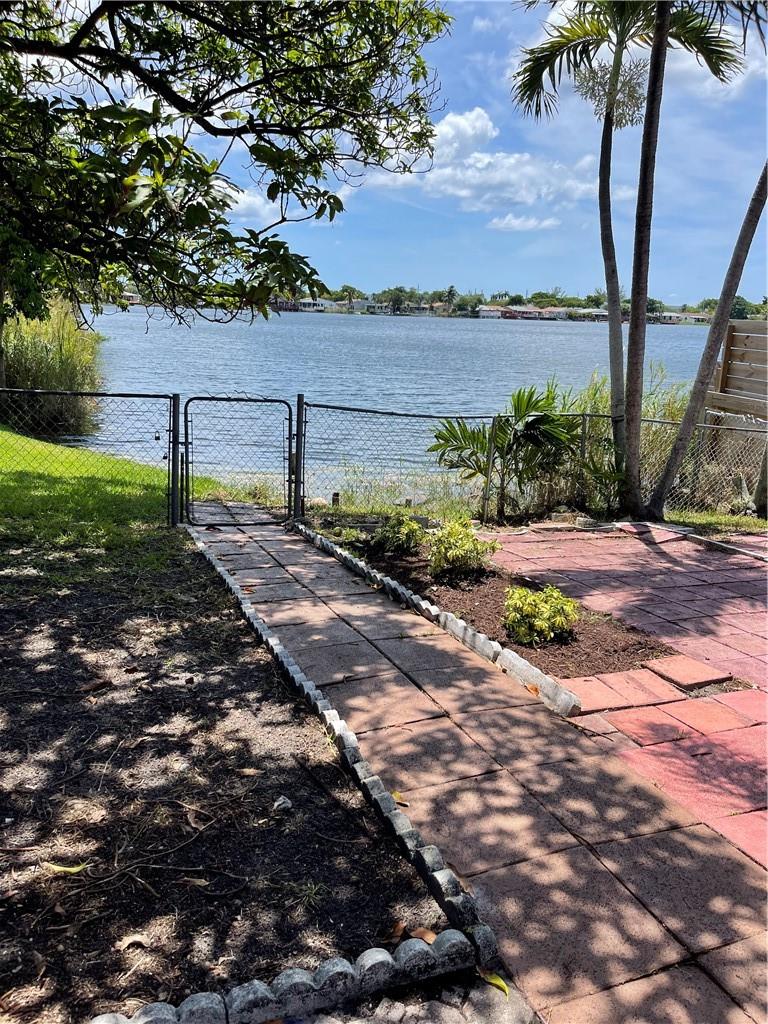 La Beau Acres Fourth Unit - Residential Lease