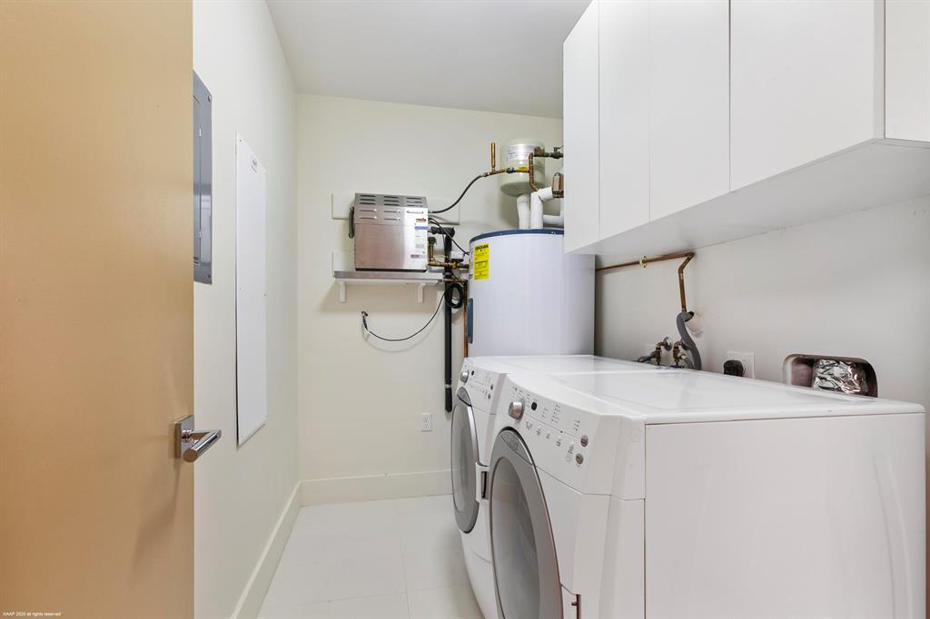 DOLCE VITA CONDO - Residential
