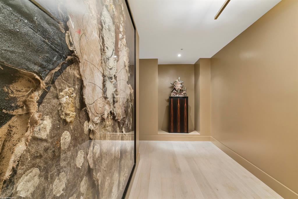 DOLCE VITA CONDO - Residential