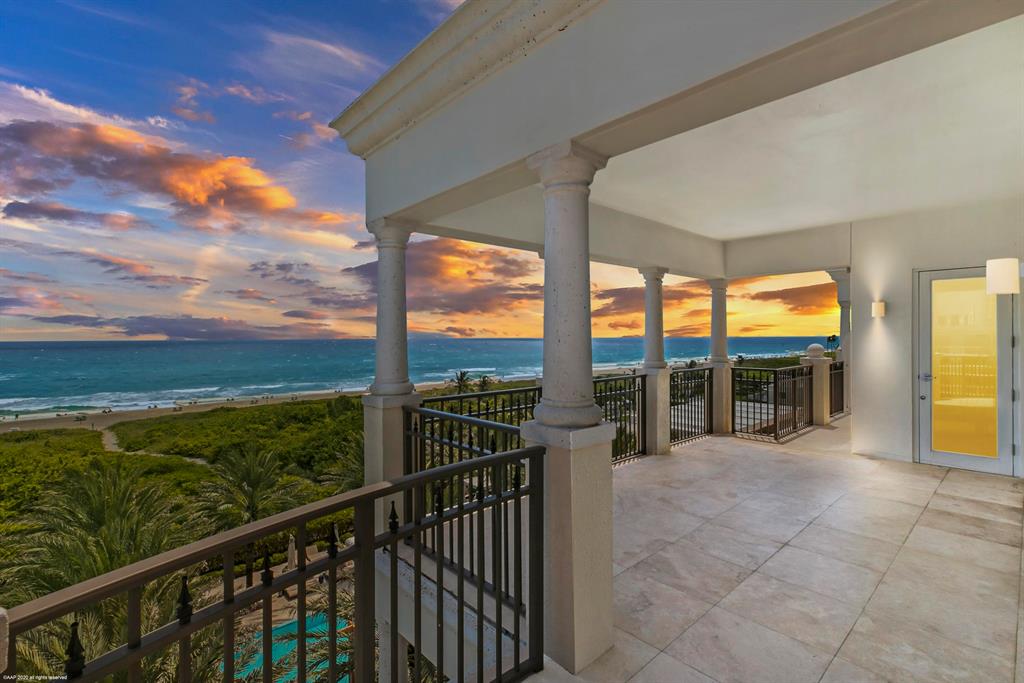 DOLCE VITA CONDO - Residential