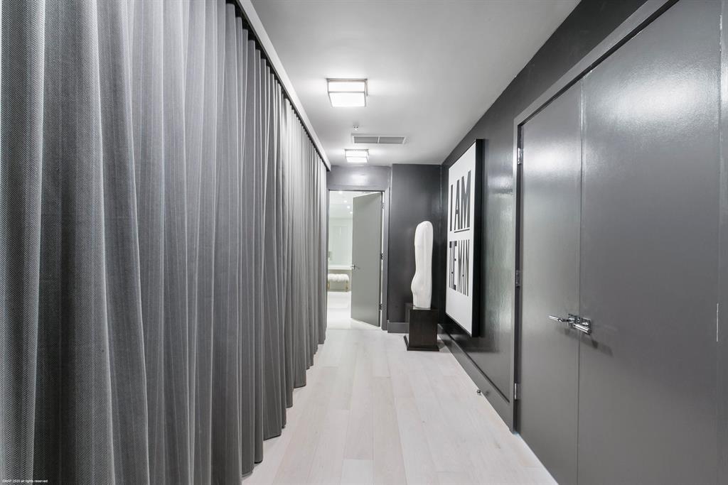 DOLCE VITA CONDO - Residential