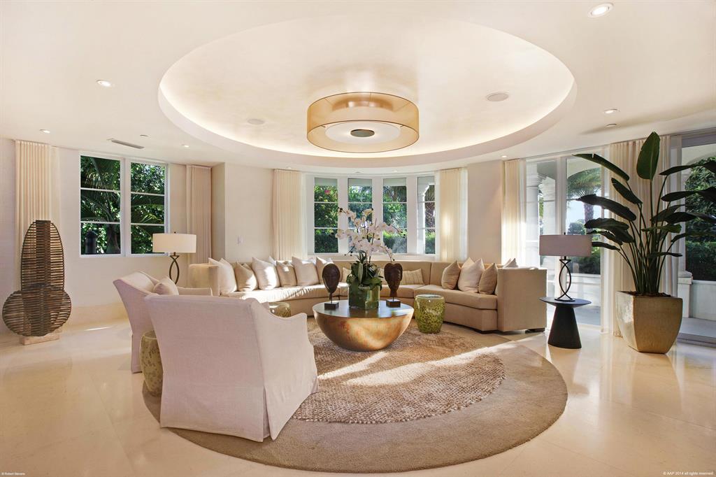 DOLCE VITA CONDO - Residential