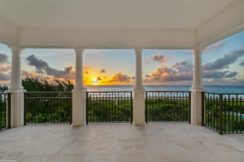 DOLCE VITA CONDO - Residential