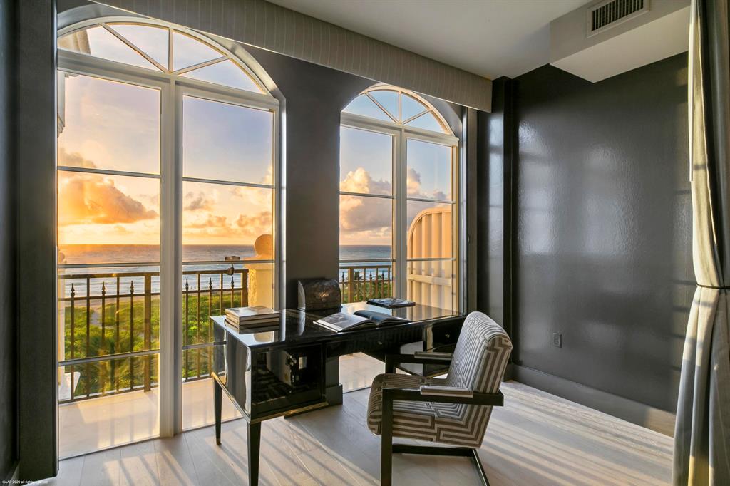 DOLCE VITA CONDO - Residential