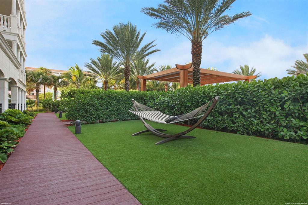 DOLCE VITA CONDO - Residential