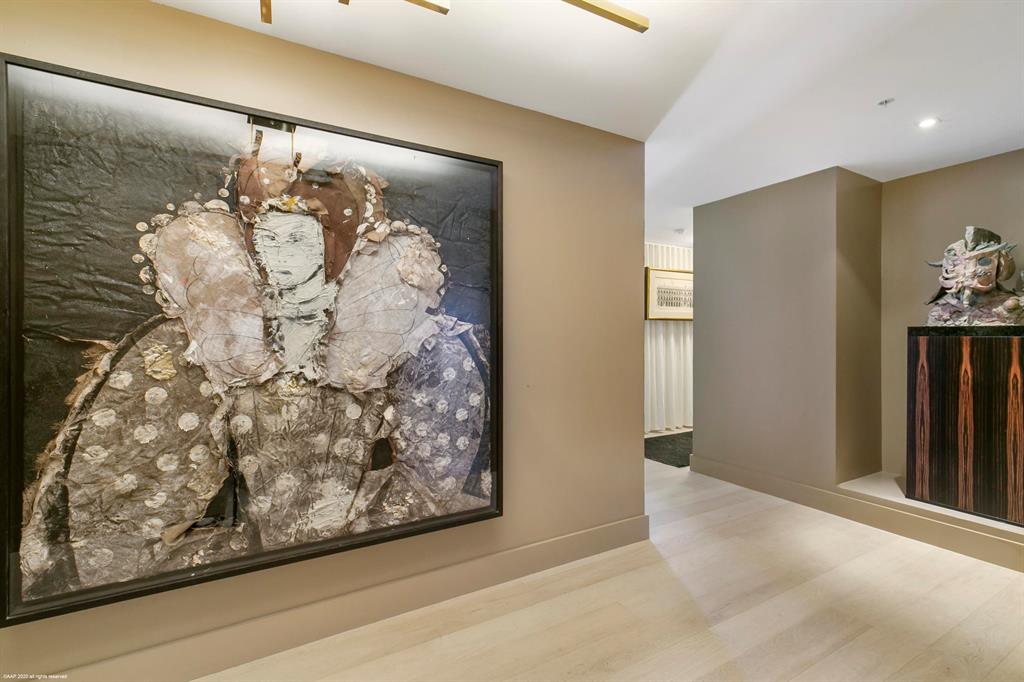 DOLCE VITA CONDO - Residential